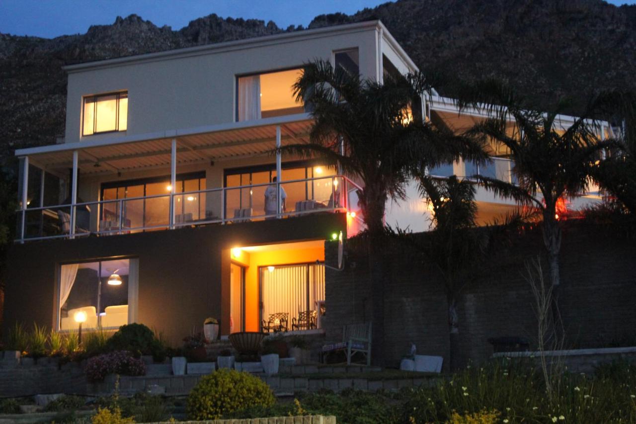Merci Pére Gordonʼs Bay Esterno foto
