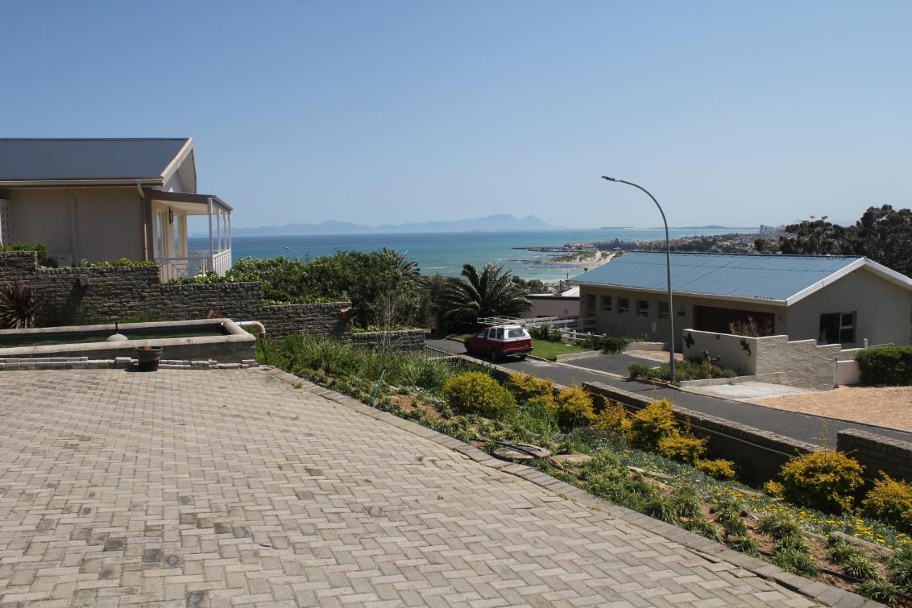 Merci Pére Gordonʼs Bay Esterno foto